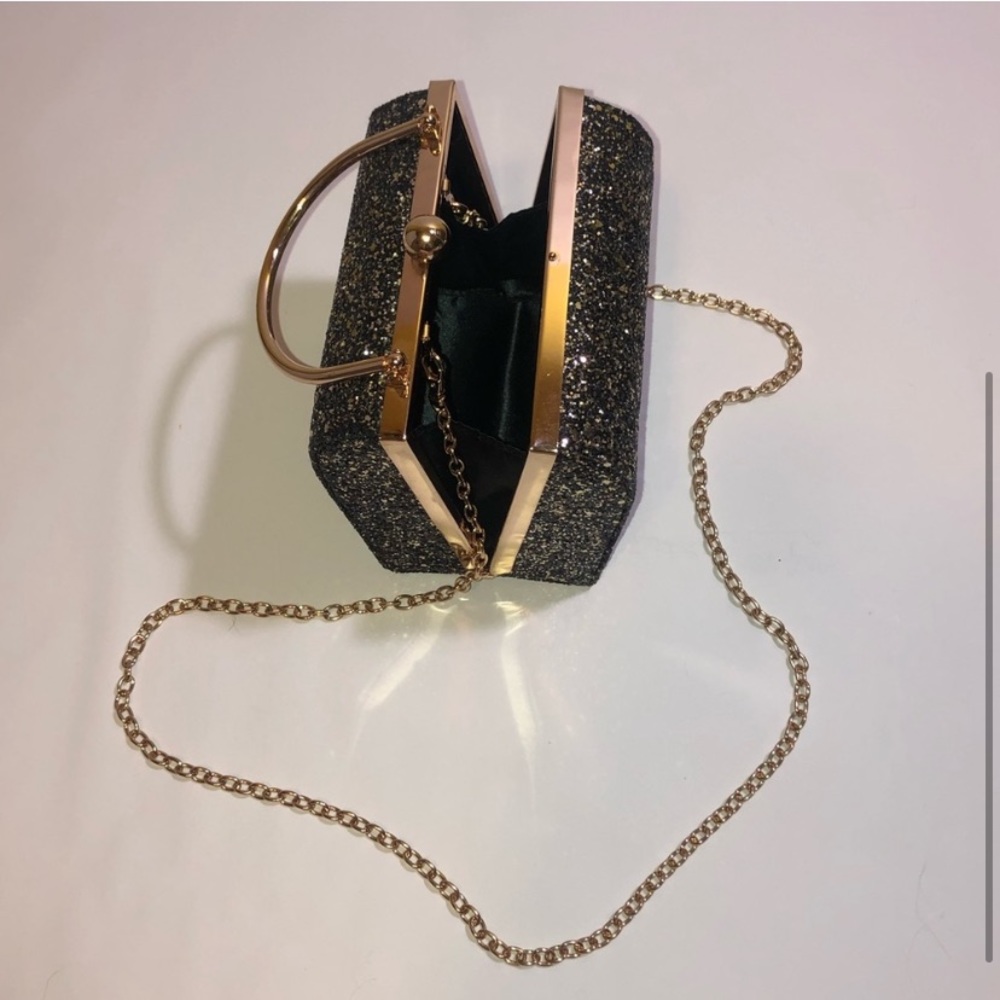 Gianni Bini Hard Case Purse - Picture 3 of 4